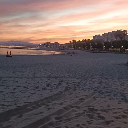 Playa 45, First Line Beach House 马拉加 外观 照片